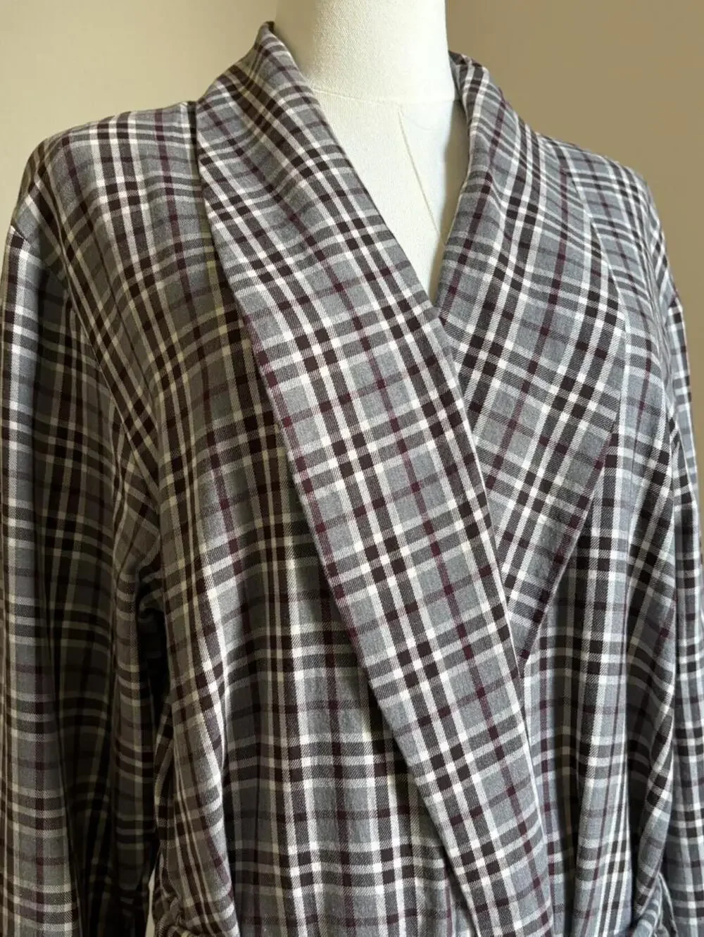 Hanro of Switzerland Plaid Cotton Robe Bathrobe Housecoat Made in Portugal S